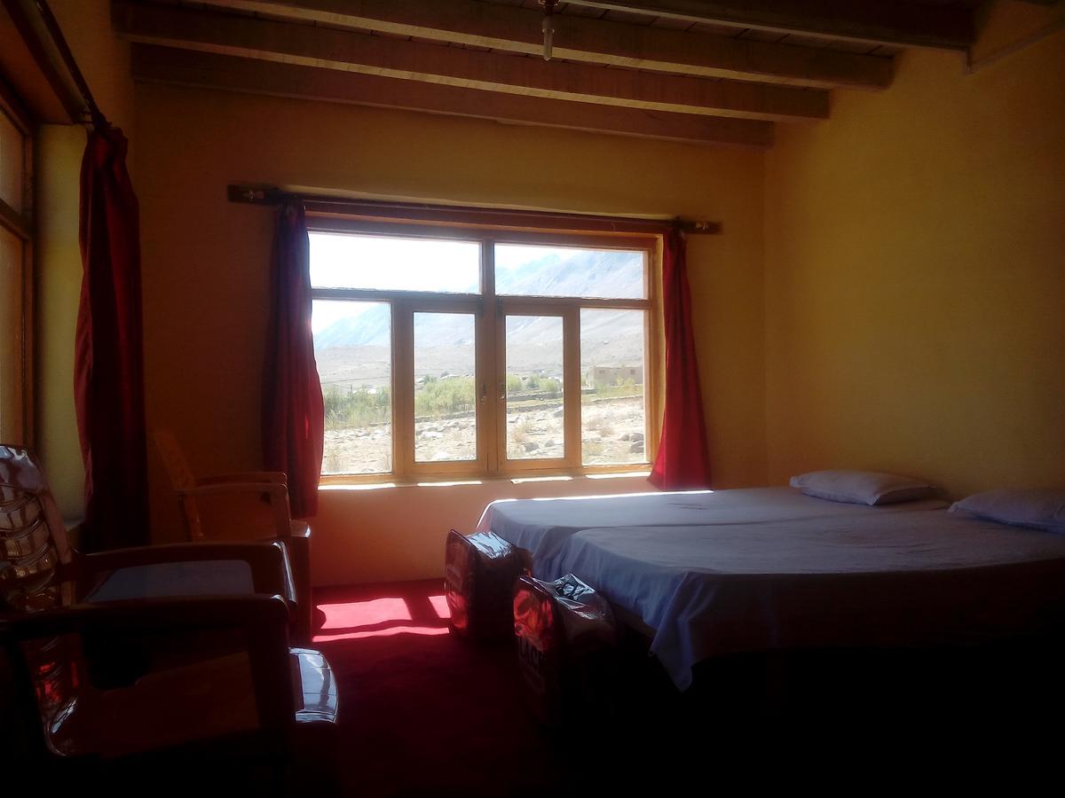 Hotel Rigyal Padam Luaran gambar