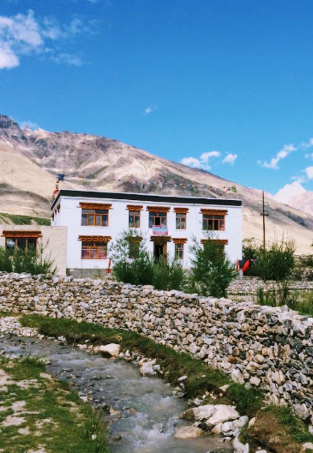 Hotel Rigyal Padam Luaran gambar